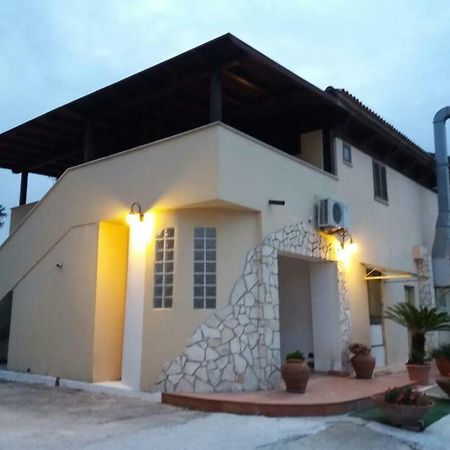 Bed and Breakfast Il Piccolo Nido Борго-Монтенеро Экстерьер фото