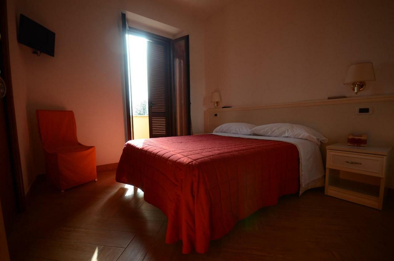 Bed and Breakfast Il Piccolo Nido Борго-Монтенеро Экстерьер фото