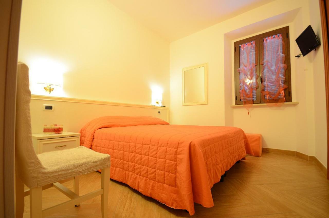 Bed and Breakfast Il Piccolo Nido Борго-Монтенеро Экстерьер фото